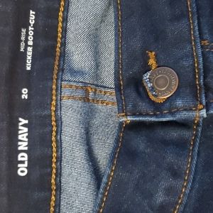 NWOT Old Navy mid rise Kicker bootcut jeans - regular length